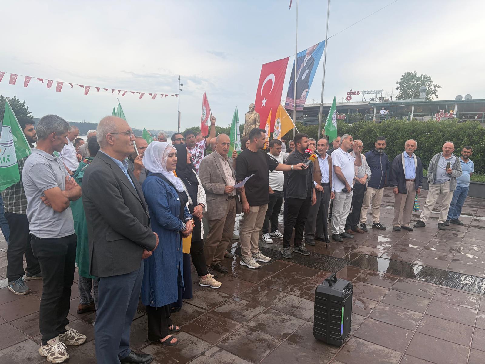 Sarıyerliler Kürt esnafa yönelik ırkçı saldırıya karşı sokakta